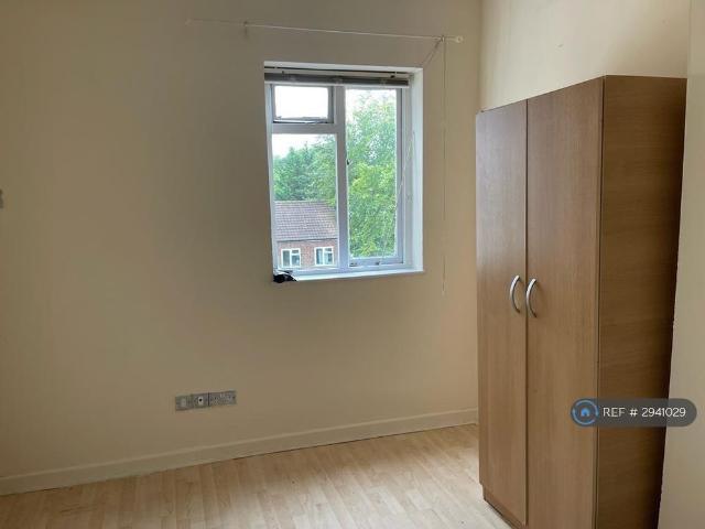 Room for rent in Farley Hill, Luton