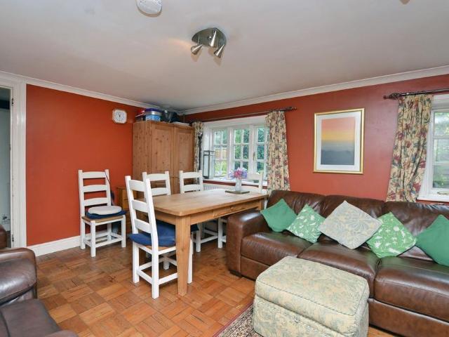 Room for rent in Moulsham Green, Hart