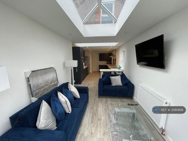 Room for rent in Buckland, Portsmouth