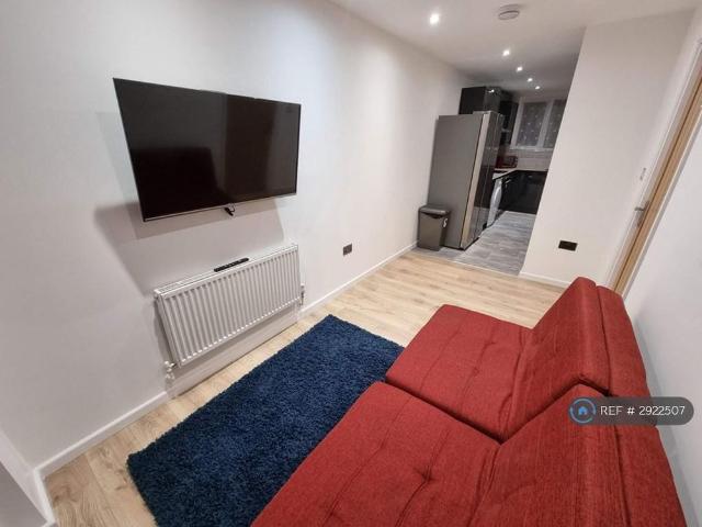 Room for rent in Canley, West Midlands