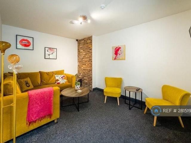 Room for rent in Stoke, Stoke-on-Trent