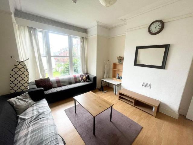 Room for rent in Woodhouse, West Yorkshire