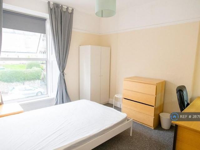 Room for rent in Nangreaves, Wales