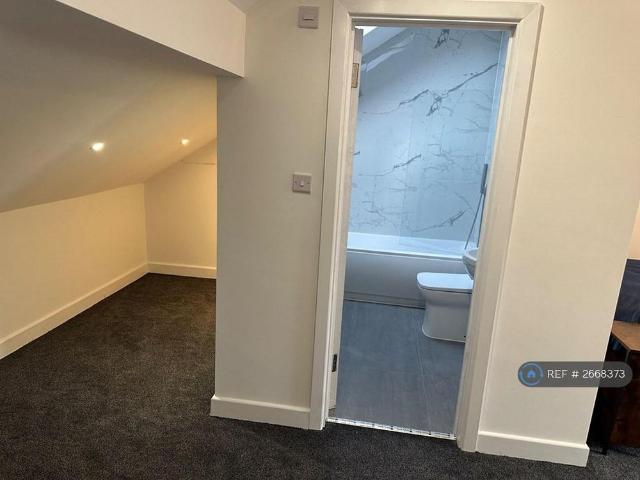 Room for rent in Allesley Park, Allesley