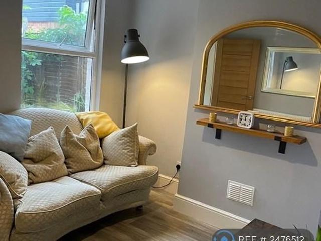 Room for rent in Gloucester, Gloucestershire