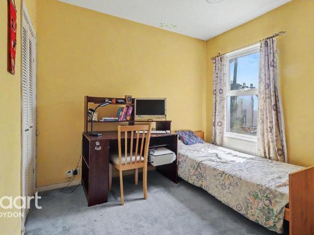 Room for rent in London Borough of Croydon, Greater London