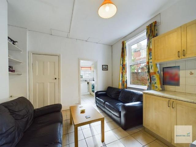 Room for rent in Forest Fields, Haddon