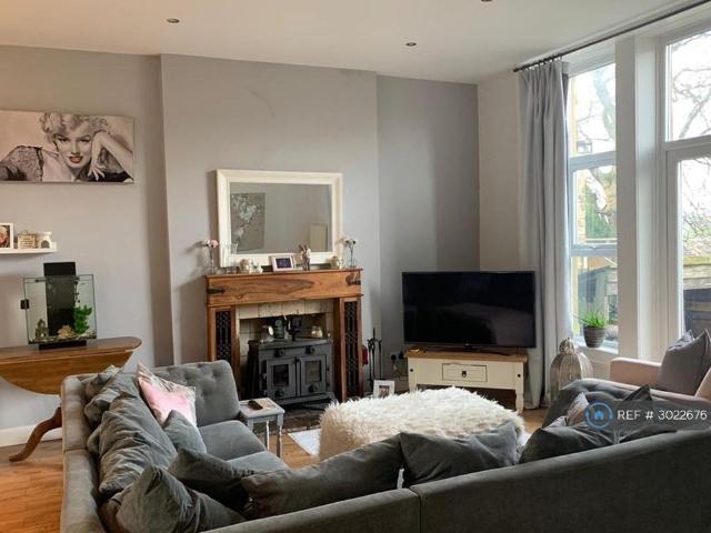 Room for rent in Undercliffe, West Yorkshire