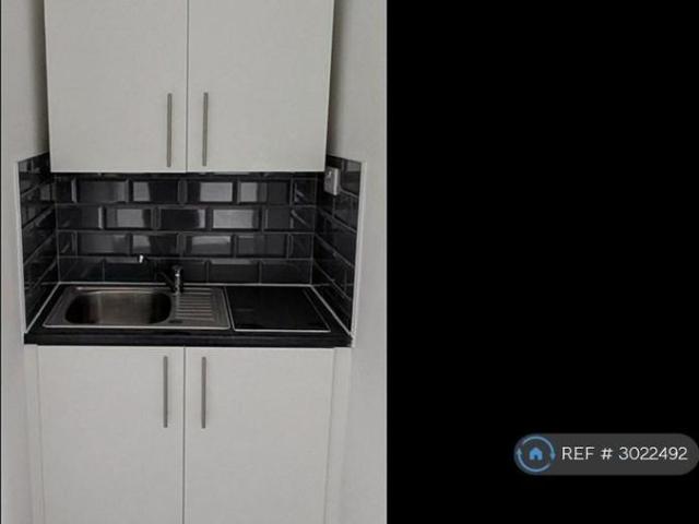 Room for rent in Goodmayes, Greater London