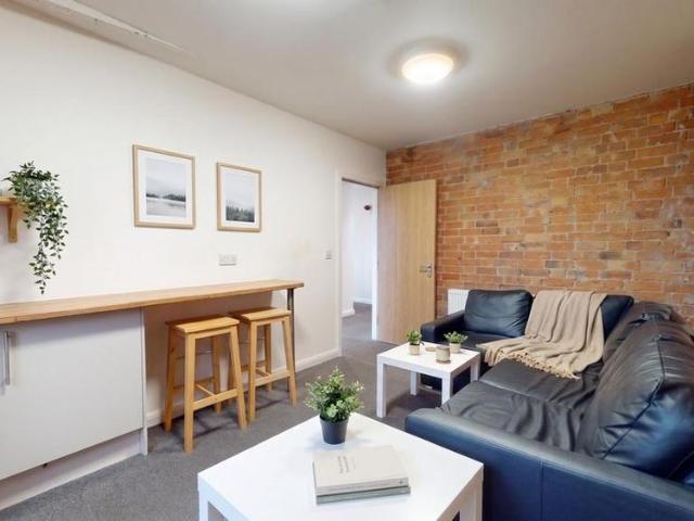 Room for rent in Bede Island, Leicester