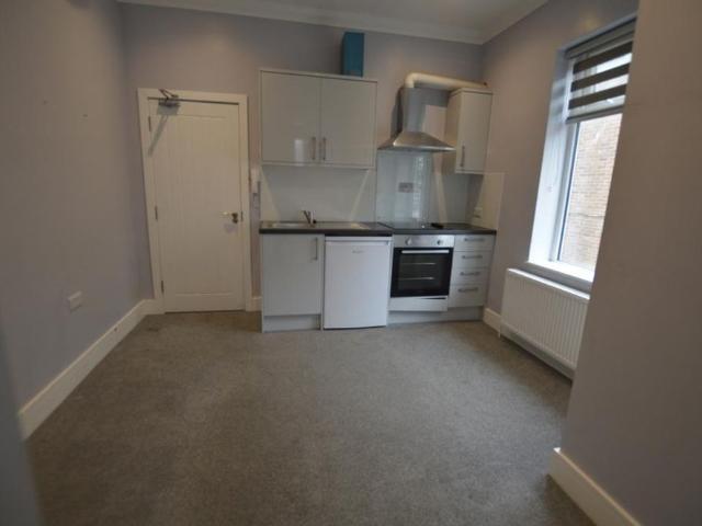 Room for rent in Penn Hill, Poole
