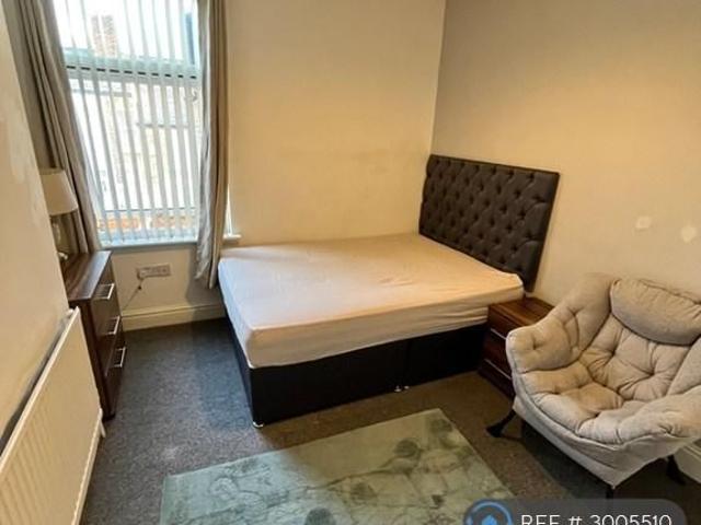Room for rent in Calderstones
