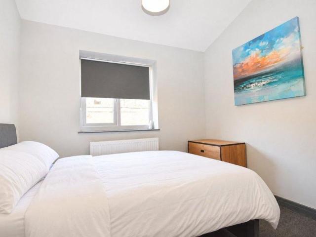 Room for rent in Wheatley, South Yorkshire