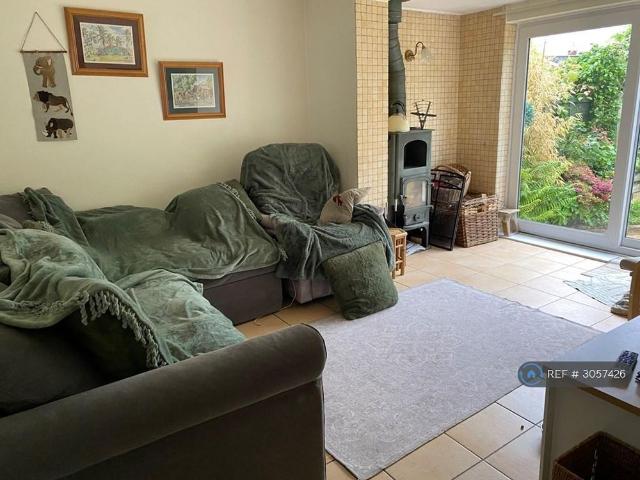 Room for rent in Lacey Green, Wilmslow