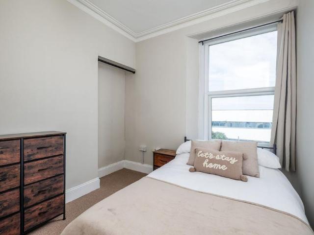Room for rent in Mount Wise