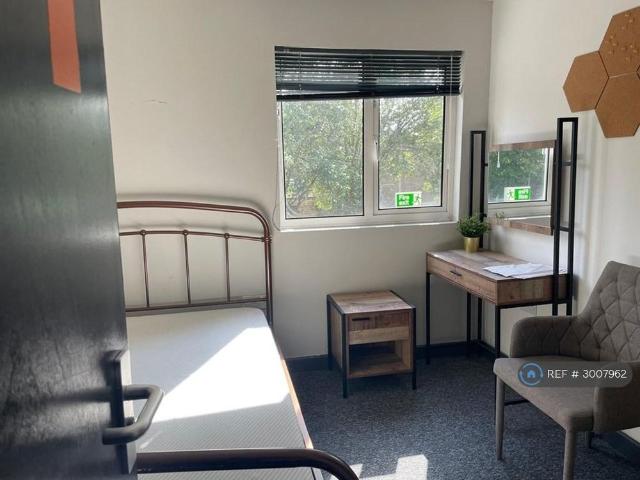 Room for rent in Belgrave, Tamworth