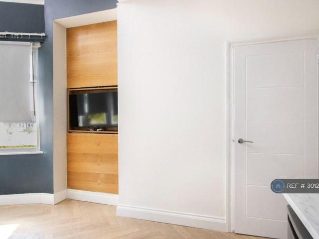 Room for rent in London Borough of Harrow, Greater London