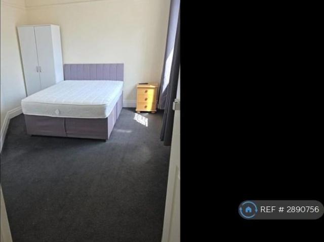 Room for rent in Eastmoor, West Yorkshire