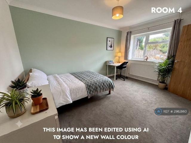 Room for rent in North Earlham, East Bank