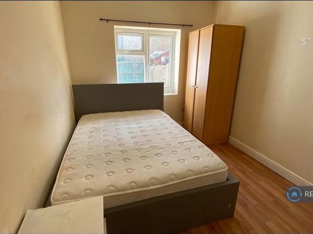 Room for rent in Becontree, Greater London