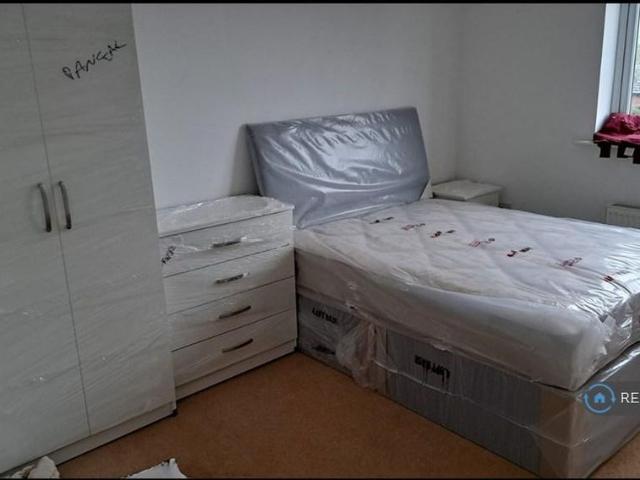 Room for rent in West Midlands
