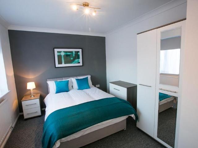 Room for rent in Heartsease, East Bank