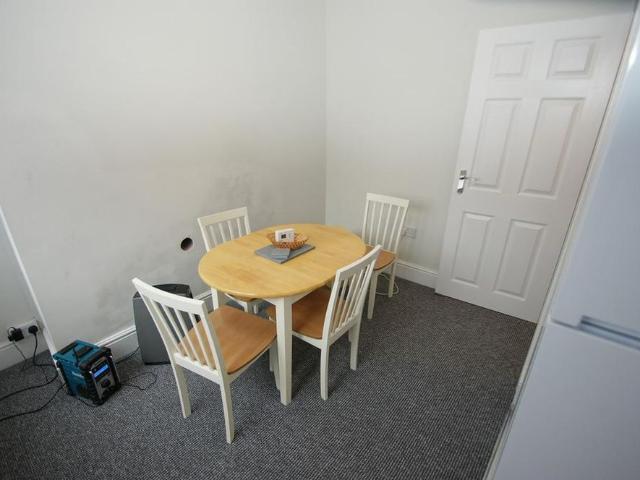 Room for rent in Whitby, Rossmore