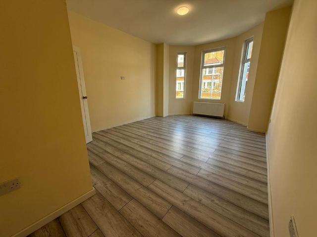 Room for rent in Wealdstone, Greater London