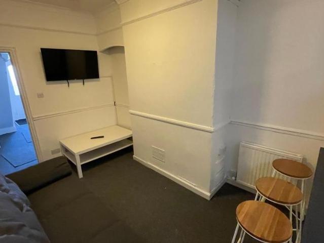 Room for rent in Northgate Village, Two Mills