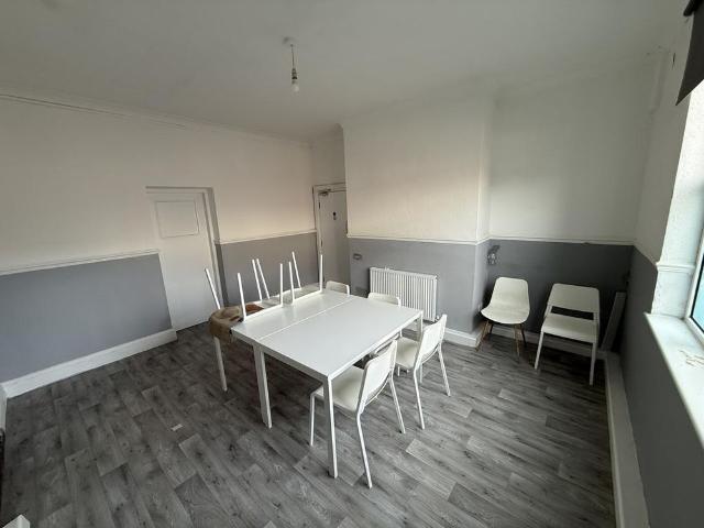 Room for rent in Hexthorpe, South Yorkshire