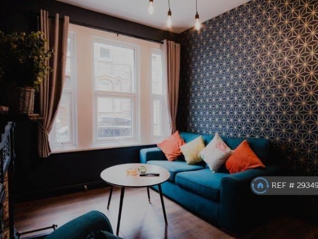 Room for rent in East Cliff, Acol