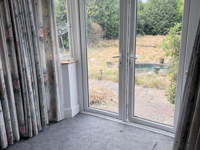 Room for rent in London Borough of Croydon, Shirley