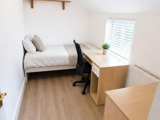 Room for rent in The Slade, Oxfordshire