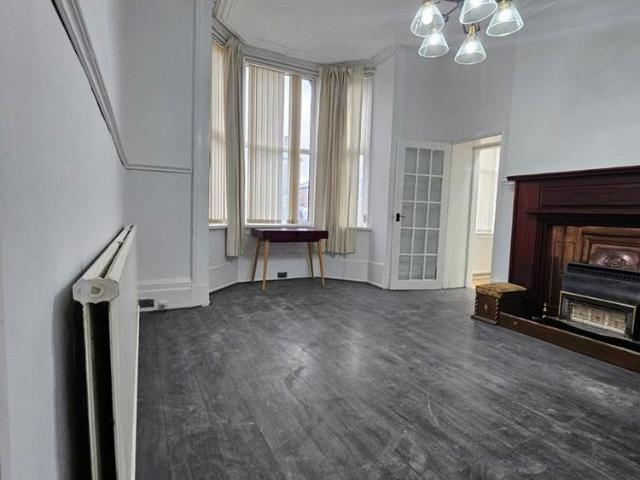 Room for rent in Burnedge, Greater Manchester