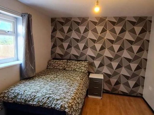 Room for rent in Rednal, West Midlands