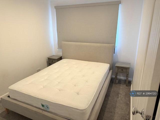 Room for rent in Woodley
