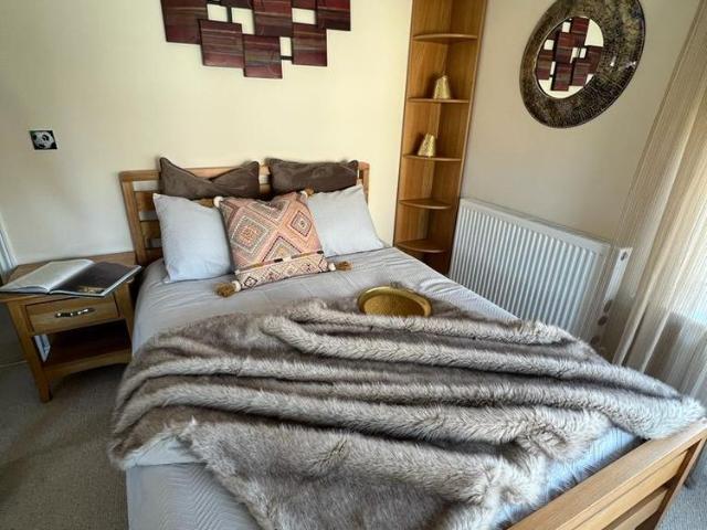 Room for rent in Broughton Gate, Milton Keynes