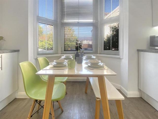 Room for rent in Hythe, Fordham Heath
