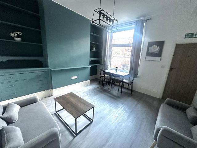 Room for rent in Plungington, Higher Bartle