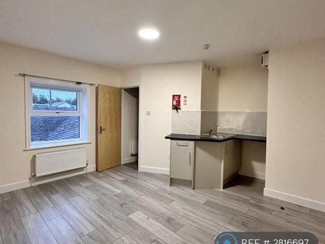 Room for rent in Burslem, Stoke-on-Trent