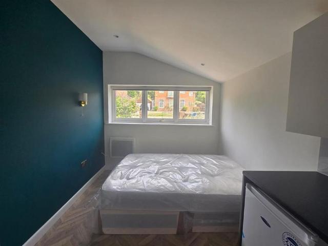 Room for rent in Greater London