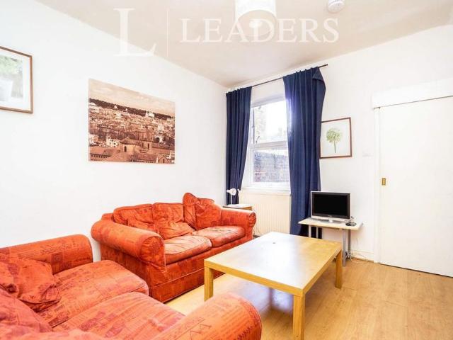 Room for rent in Northgate Village, Two Mills