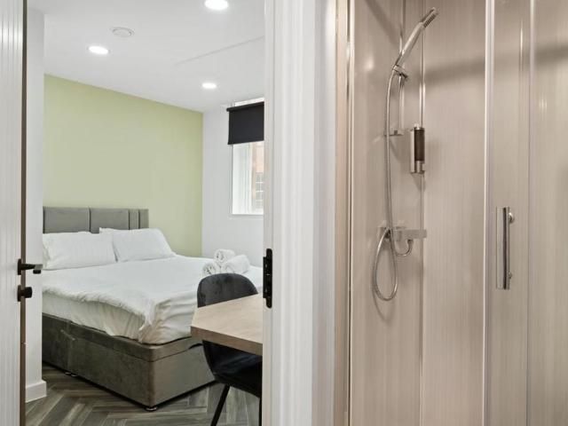 Room for rent in The Meadows, Haddon