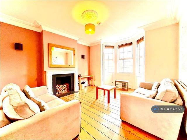 Room for rent in Glyndon, Plumstead