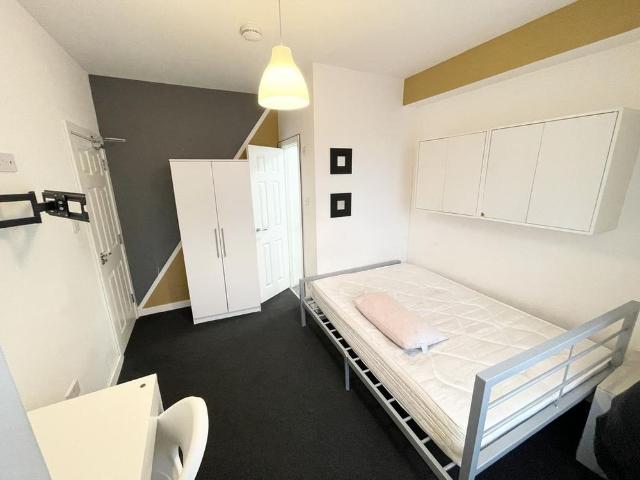 Room for rent in Patricroft, Salford