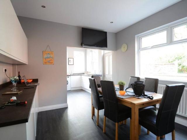 Room for rent in Attenborough, East Midlands
