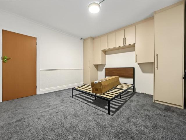 Room for rent in London Borough of Hounslow, Greater London