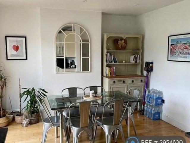 Room for rent in Newnham, Bedford