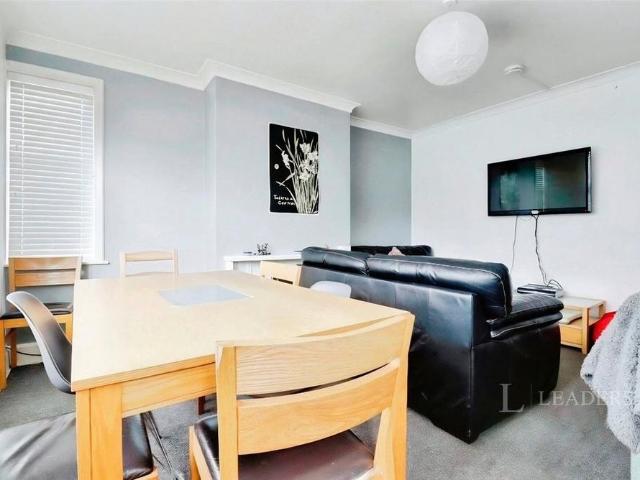 Room for rent in Elmfield, Leicestershire