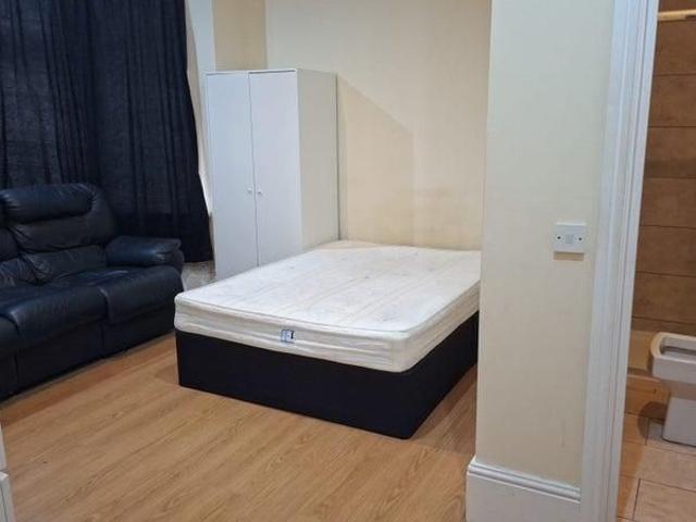 Room for rent in Greater London